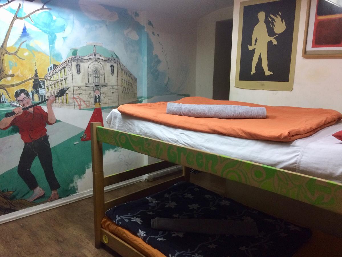 Green Studio Hostel เบลเกรด ภายนอก รูปภาพ